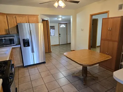 3902 West Claire Boulevard Midlothian IL 60445