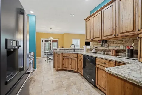 604 Eddy Road Bloomington IL 61704