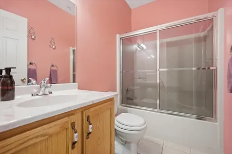 604 Eddy Road Bloomington IL 61704