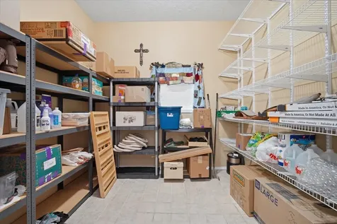 604 Eddy Road Bloomington IL 61704