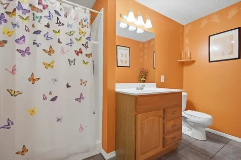 604 Eddy Road Bloomington IL 61704