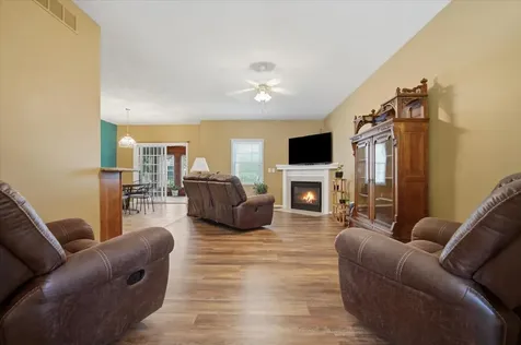 604 Eddy Road Bloomington IL 61704