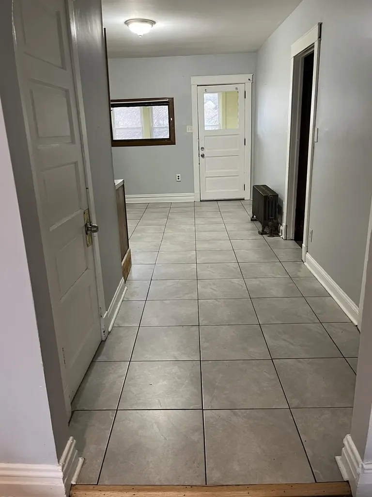 33 East 119th Street Chicago IL 60628