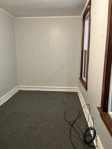 33 East 119th Street Chicago IL 60628