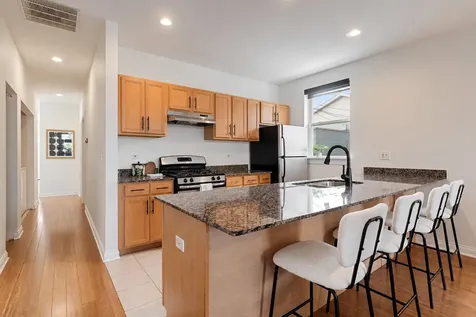 2146 North Lawndale Avenue Chicago IL 60647