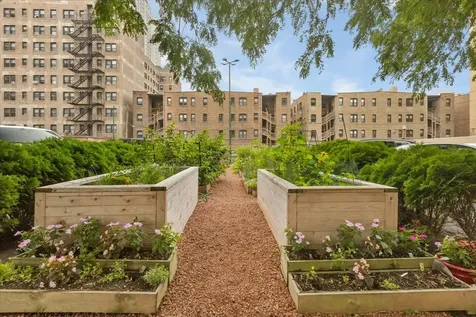 5530 South South Shore Drive Chicago IL 60637