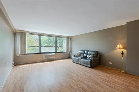 5530 South South Shore Drive Chicago IL 60637