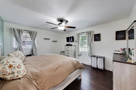 502 Shadywood Lane Elk Grove Village IL 60007