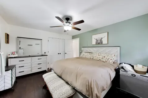 502 Shadywood Lane Elk Grove Village IL 60007