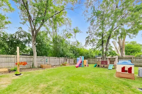 502 Shadywood Lane Elk Grove Village IL 60007
