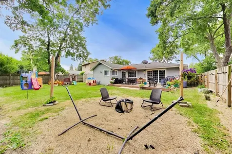 502 Shadywood Lane Elk Grove Village IL 60007