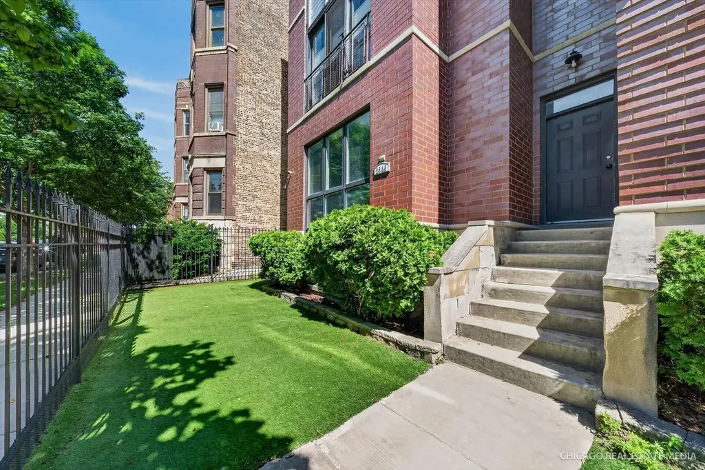 2546 West Washington Boulevard Chicago IL 60612