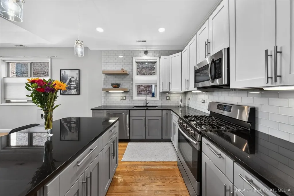 2546 West Washington Boulevard Chicago IL 60612