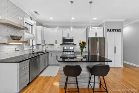2546 West Washington Boulevard Chicago IL 60612