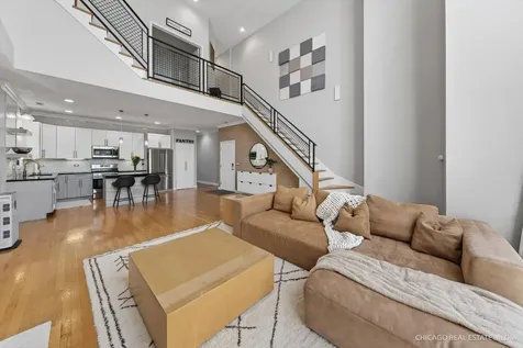 2546 West Washington Boulevard Chicago IL 60612