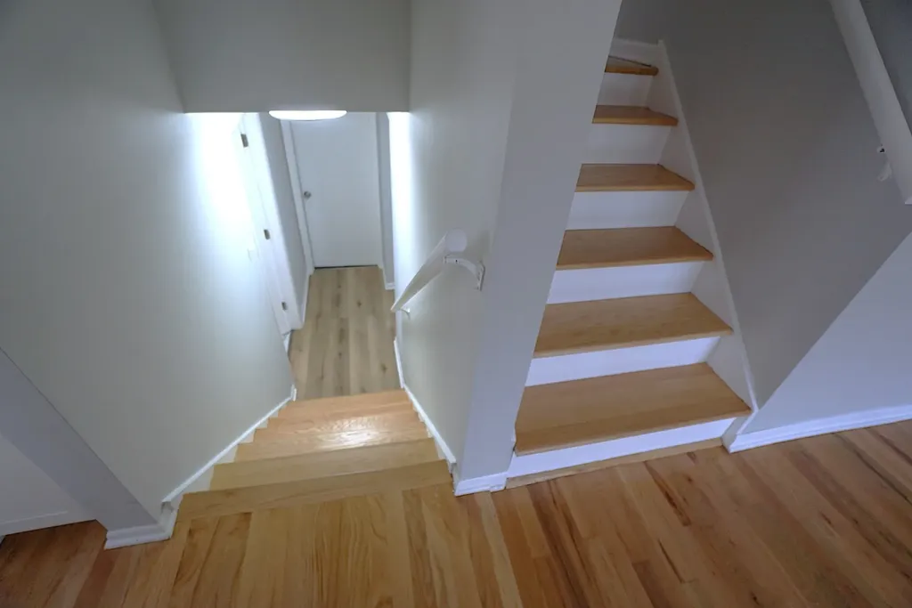 10508 South Bensley Avenue Chicago IL 60617
