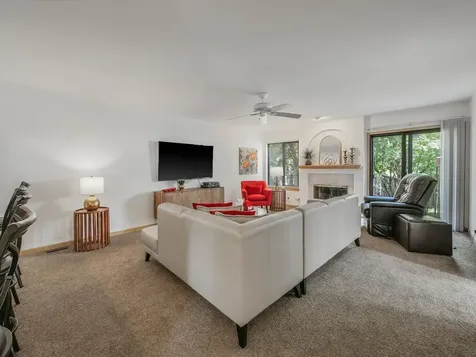 116 Cayuga Court Bloomingdale IL 60108