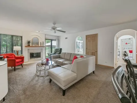116 Cayuga Court Bloomingdale IL 60108