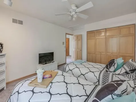 116 Cayuga Court Bloomingdale IL 60108