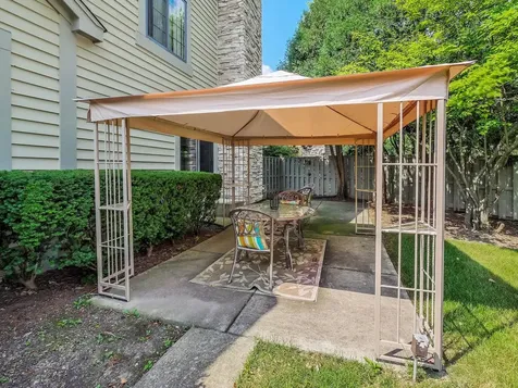 116 Cayuga Court Bloomingdale IL 60108