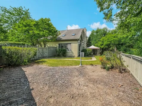116 Cayuga Court Bloomingdale IL 60108
