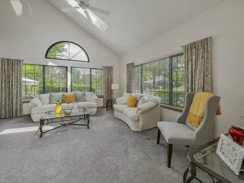 116 Cayuga Court Bloomingdale IL 60108