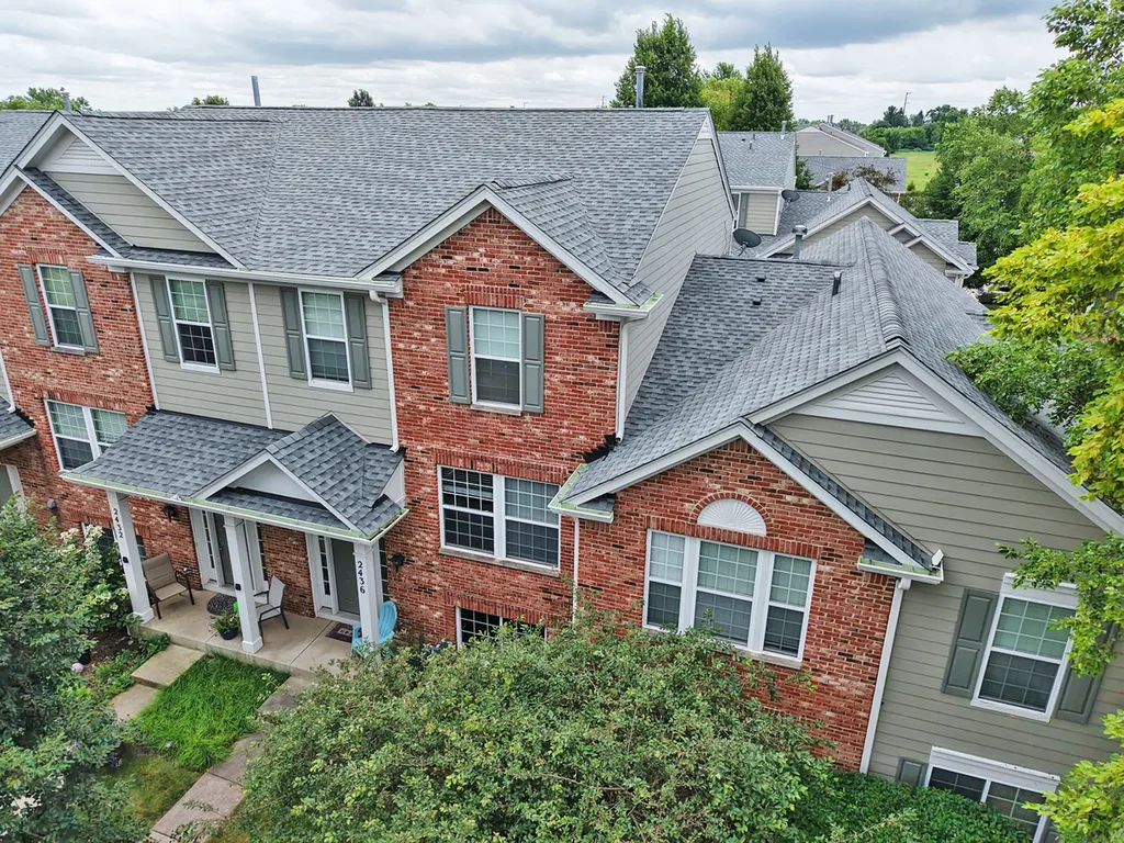 2436 Emily Lane Elgin IL 60123