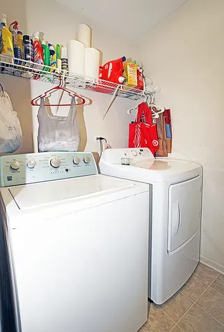 2436 Emily Lane Elgin IL 60123