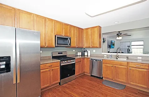 2436 Emily Lane Elgin IL 60123