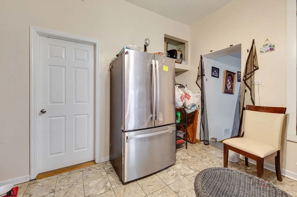 1408 North Central Park Avenue Chicago IL 60651