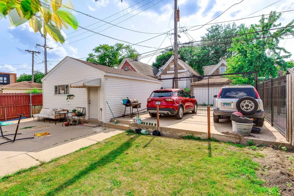 1408 North Central Park Avenue Chicago IL 60651