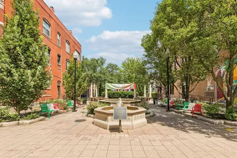 1320 West Grenshaw Street Chicago IL 60607