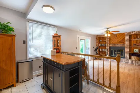 1152 Pinetree Lane Bartlett IL 60103