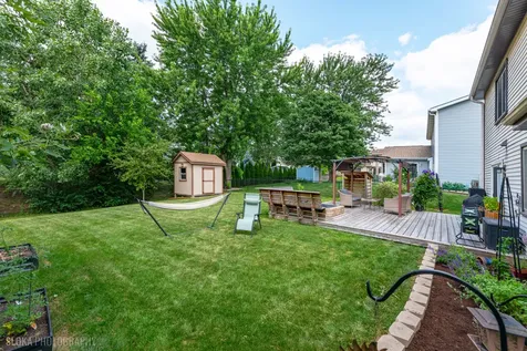 1152 Pinetree Lane Bartlett IL 60103