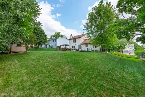 1152 Pinetree Lane Bartlett IL 60103