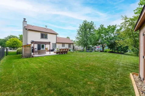 1152 Pinetree Lane Bartlett IL 60103