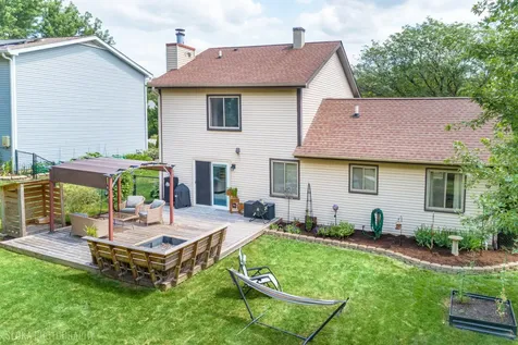 1152 Pinetree Lane Bartlett IL 60103