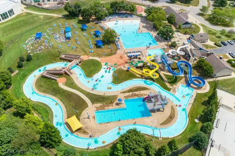 1152 Pinetree Lane Bartlett IL 60103