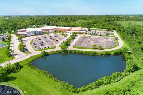 1152 Pinetree Lane Bartlett IL 60103