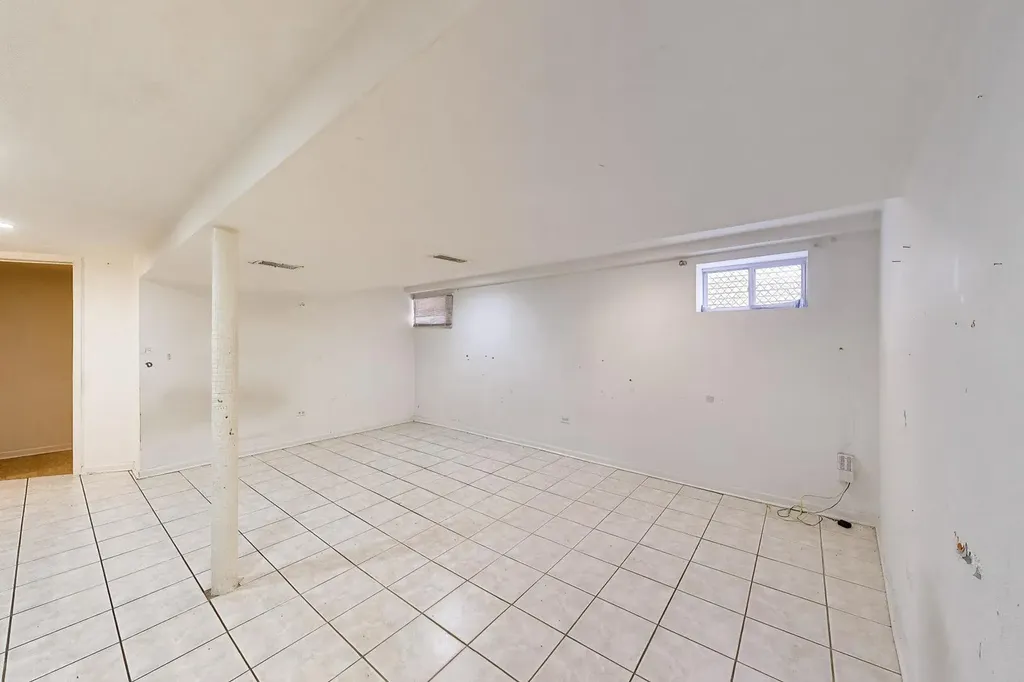 2941 North Rutherford Avenue Chicago IL 60634