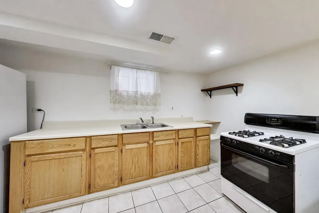 2941 North Rutherford Avenue Chicago IL 60634