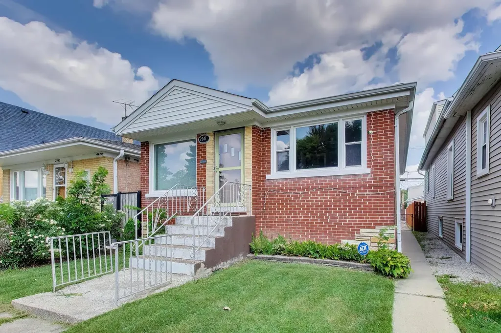 2941 North Rutherford Avenue Chicago IL 60634