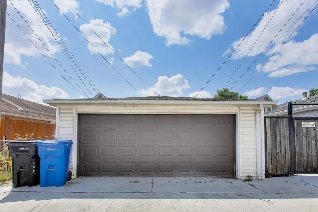 2941 North Rutherford Avenue Chicago IL 60634