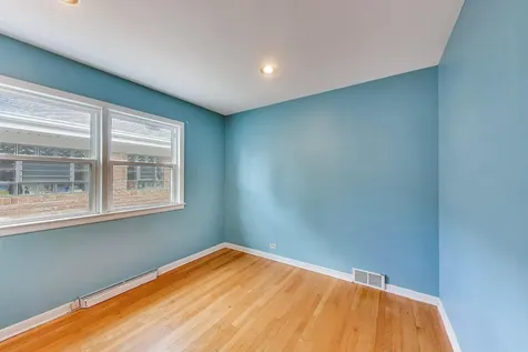 2941 North Rutherford Avenue Chicago IL 60634