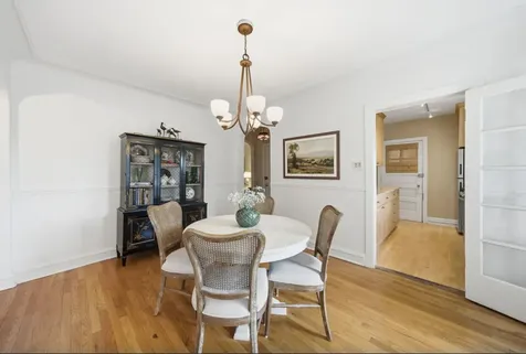 6751 North Artesian Avenue Chicago IL 60645