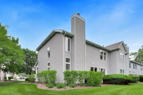 340 South Jewel Court Palatine IL 60074