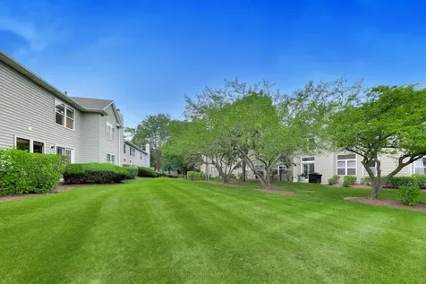 340 South Jewel Court Palatine IL 60074