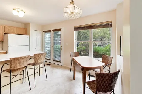 340 South Jewel Court Palatine IL 60074