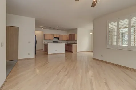 728 Holland Lane Romeoville IL 60446