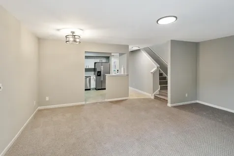 1320 East Arnold Street Sandwich IL 60548